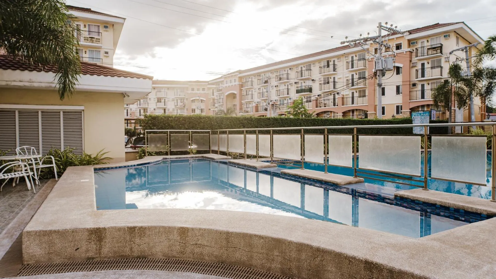 Apartment Ar09 Hbrentals 1Br Smart Unit Davao